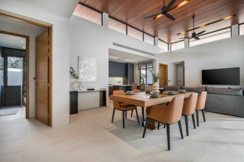 House in Bang Tao, Thailand 3 bedrooms № 177832 - photo 4