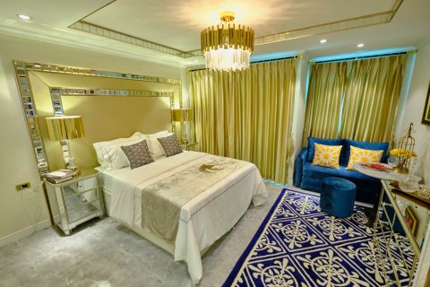 Apartamento de 382 dormitorios en Pattaya, Tailandia № 205894 - foto 2