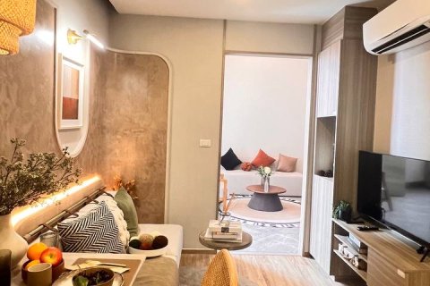 Apartamento de 383 dormitorios en Pattaya, Tailandia № 205893 - foto 4