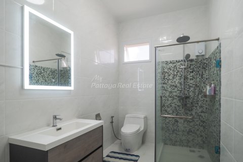 Casa de 3 dormitorios en Bang Lamung, Tailandia № 74386 - foto 17