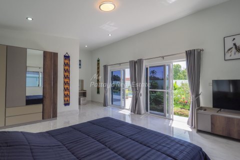 Casa de 3 dormitorios en Bang Lamung, Tailandia № 74386 - foto 10