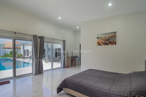 Casa de 3 dormitorios en Bang Lamung, Tailandia № 74386 - foto 21