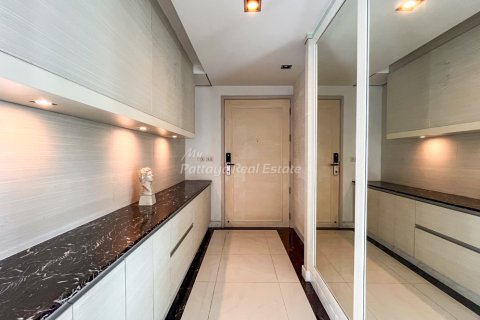 Condominio de 2 dormitorios en Bang Lamung, Tailandia № 172599 - foto 6