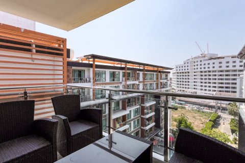 Condominio de 2 dormitorios en Bang Lamung, Tailandia № 172599 - foto 12