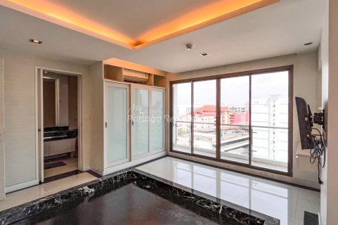 Condominio de 2 dormitorios en Bang Lamung, Tailandia № 172599 - foto 24
