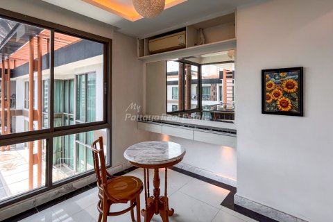 Condominio de 2 dormitorios en Bang Lamung, Tailandia № 172599 - foto 10