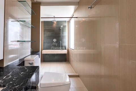 Condominio de 2 dormitorios en Bang Lamung, Tailandia № 172599 - foto 25