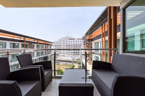 Condominio de 2 dormitorios en Bang Lamung, Tailandia № 172599 - foto 11