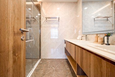 Condominio de 2 dormitorios en Pattaya, Tailandia № 172602 - foto 20