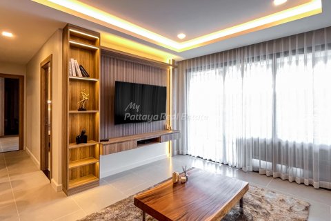 Condominio de 2 dormitorios en Pattaya, Tailandia № 172602 - foto 3