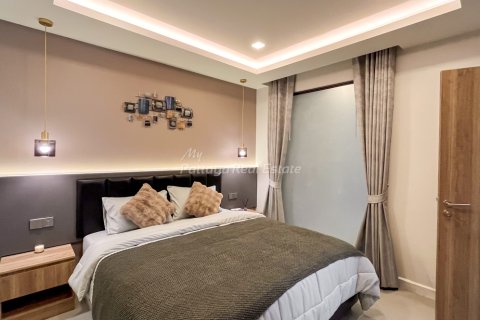 Condominio de 3 dormitorios en Pattaya, Tailandia № 172603 - foto 11