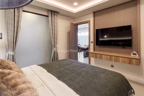 Condominio de 3 dormitorios en Pattaya, Tailandia № 172603 - foto 9