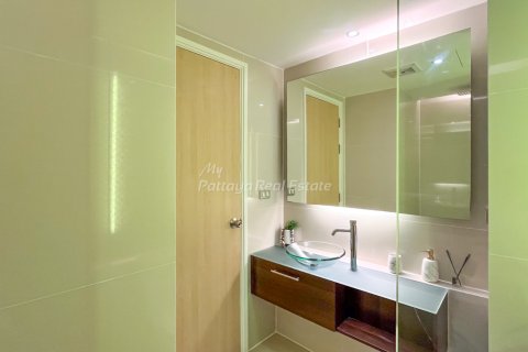 Condominio de 2 dormitorios en Pattaya, Tailandia № 172601 - foto 14