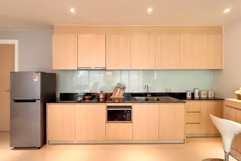 Condominio de 2 dormitorios en Pattaya, Tailandia № 172601 - foto 4