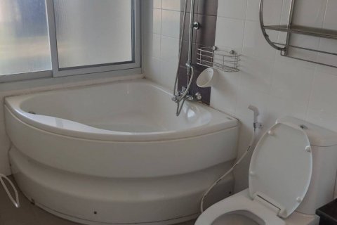 Condominio de 2 dormitorios en Bangkok, Tailandia № 66018 - foto 12