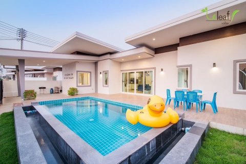 Chalet de 3 dormitorios en Hua Hin, Tailandia № 155833 - foto 14