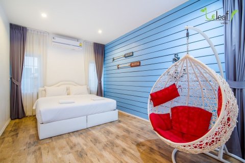 Chalet de 3 dormitorios en Hua Hin, Tailandia № 155833 - foto 3