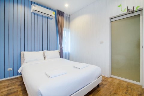 Chalet de 3 dormitorios en Hua Hin, Tailandia № 155833 - foto 5