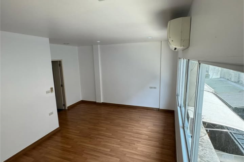 Townhouse in Bangkok, Thailand 3 bedrooms № 189643