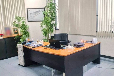 Офис в Бангне, Бангкок, Таиланд 251.4м2  № 116972