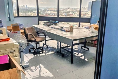Oficina 251.4 m2 en Bang Na, Bangkok, Tailandia № 116972 - foto 7