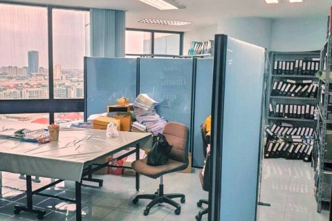 Oficina 251.4 m2 en Bang Na, Bangkok, Tailandia № 116972 - foto 8