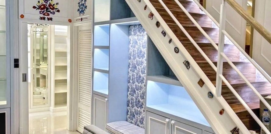 Dúplex de 3 dormitorios en Bang Na, Bangkok, Tailandia № 116966