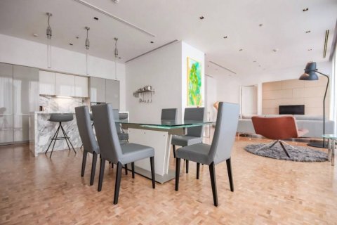 Condo in Bangkok, Thailand, 2 bedrooms  № 180960