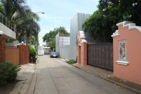 Terreno en Bangkok, Tailandia № 180957 - foto 4