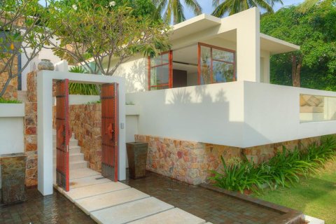 Casa de 4 dormitorios en Ko Samui, Tailandia № 180955 - foto 16