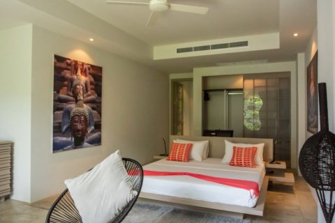 Casa de 4 dormitorios en Phuket, Tailandia № 180954 - foto 16