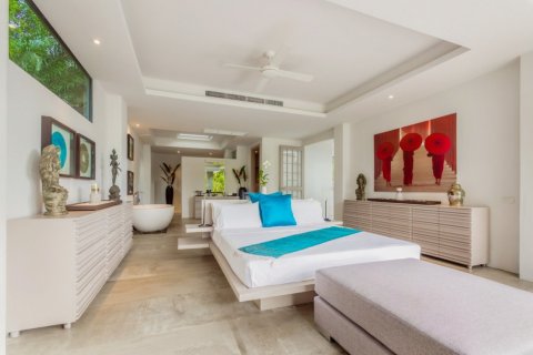 Casa de 4 dormitorios en Phuket, Tailandia № 180954 - foto 26