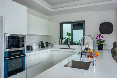 Casa de 4 dormitorios en Phuket, Tailandia № 180954 - foto 25
