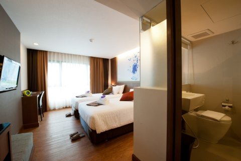 Local comercial 1300 m2 en Bangkok, Tailandia № 180956 - foto 14