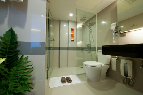 Local comercial 1300 m2 en Bangkok, Tailandia № 180956 - foto 24