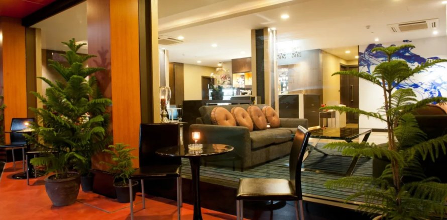 Local comercial 1300 m2 en Bangkok, Tailandia № 180956