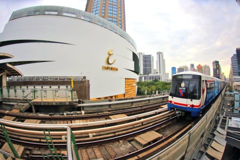 Local comercial 1300 m2 en Bangkok, Tailandia № 180956 - foto 25