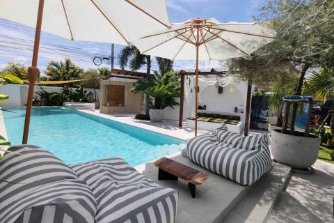 Casa de 6 dormitorios en Hua Hin, Tailandia № 180380 - foto 7