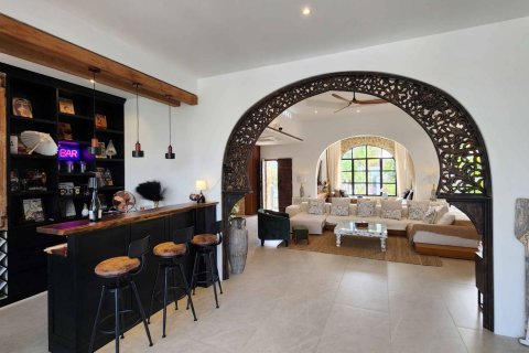 Casa de 6 dormitorios en Hua Hin, Tailandia № 180380 - foto 27