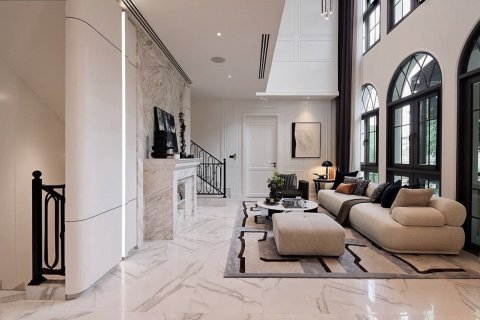 Condominio de 4 dormitorios en Bangkok, Tailandia № 180386 - foto 2