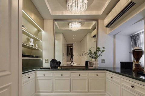 Condominio de 4 dormitorios en Bangkok, Tailandia № 180386 - foto 15