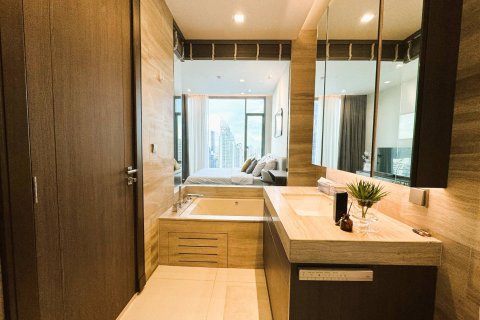 Condominio de 2 dormitorios en Bangkok, Tailandia № 180384 - foto 17