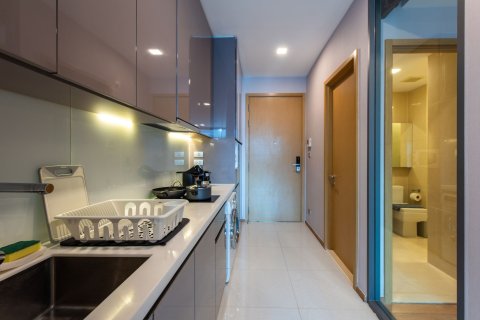 Estudio en el condominio en Watthana, Bangkok, Tailandia № 146192 - foto 14