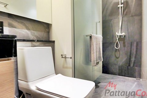 Condo à Bang Lamung, Thaïlande, 2 chambres  № 32455 - photo 6
