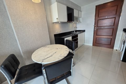 Estudio en el condominio en Pattaya, Tailandia № 167794 - foto 2