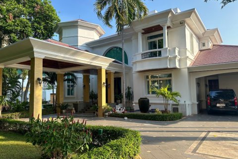 Casa de 10 dormitorios en Pattaya, Tailandia № 63373 - foto 3