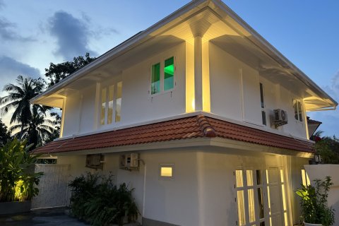 Villa in Ko Samui, Thailand 4 Schlafzimmer № 173084