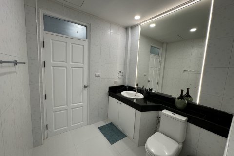 Chalet de 4 dormitorios en Ko Samui, Tailandia № 173084 - foto 26