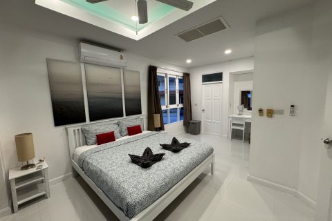 Chalet de 4 dormitorios en Ko Samui, Tailandia № 173084 - foto 13