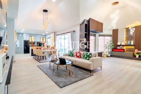 บ้านในพัทยา, ประเทศไทย 4 ห้องนอน № 198272 - รูปถ่าย 2